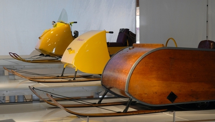 Musée de l'ingéniosité J. Armand Bombardier à Cantonsdel'Est