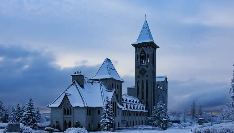 Abbaye de Saint-Benoît-du-Lac - Havre de Paix : Un Sanctuaire Spirituel