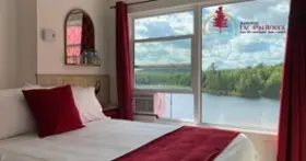 Auberge Lac du Pin Rouge au coeur des Laurentides