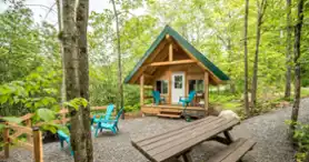 CAMPING ET HÉBERGEMENTS LOCATIFS AU PARC DE LA RIVIÈRE BATISCAN