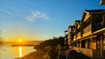 Auberge Des Îles sur les rives du Lac St-Jean 