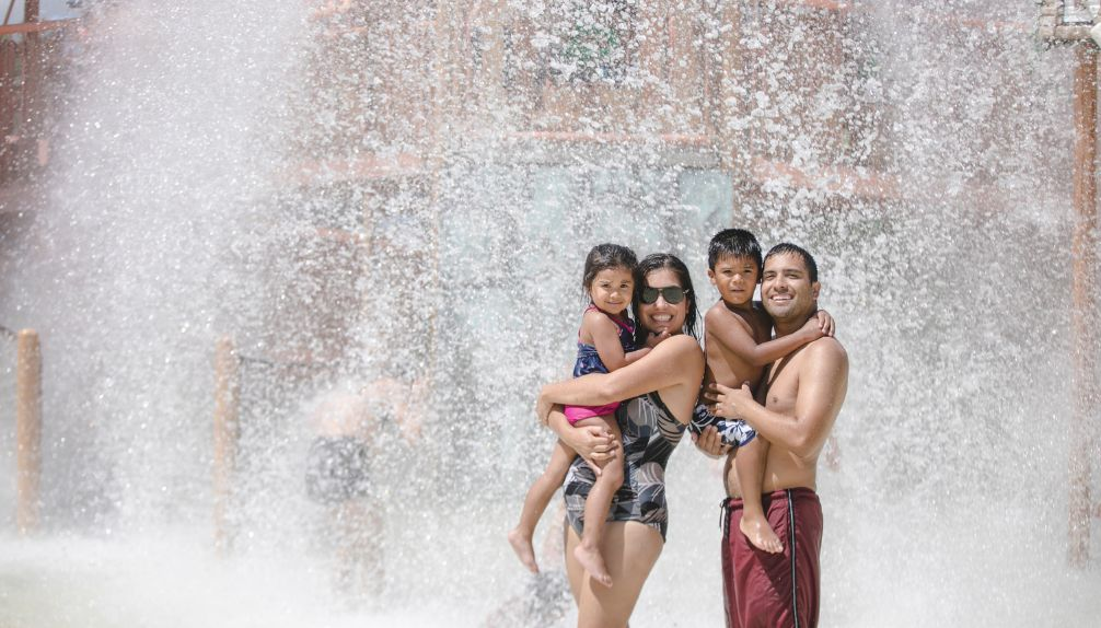 Super Aqua Club PointeCalumet Parc aquatique Theme