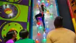 Clip ‘n climb - Ne manquez pas notre semaine de relâche au Clip N' Climb ! 