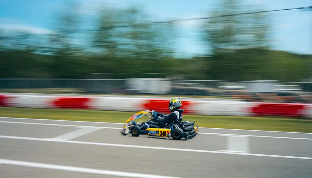 Académie TAG Karting -Préparez-vous à enfiler votre casque et à filer à toute vitesse
