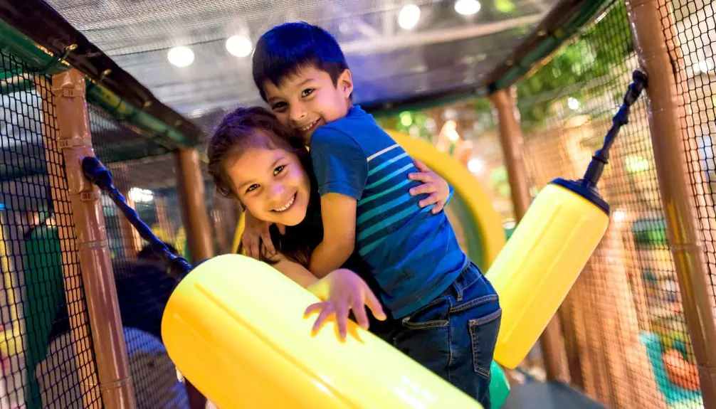 BFLY Brossard - Centre d'amusement