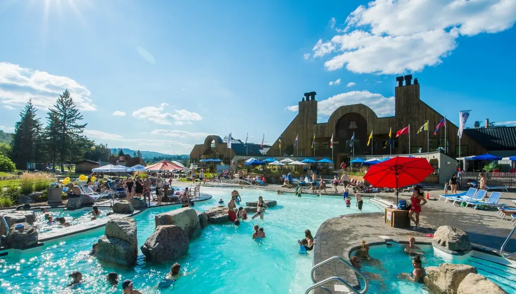 Parc aquatique du Sommet Saint-Sauveur et Parc F.U.N.