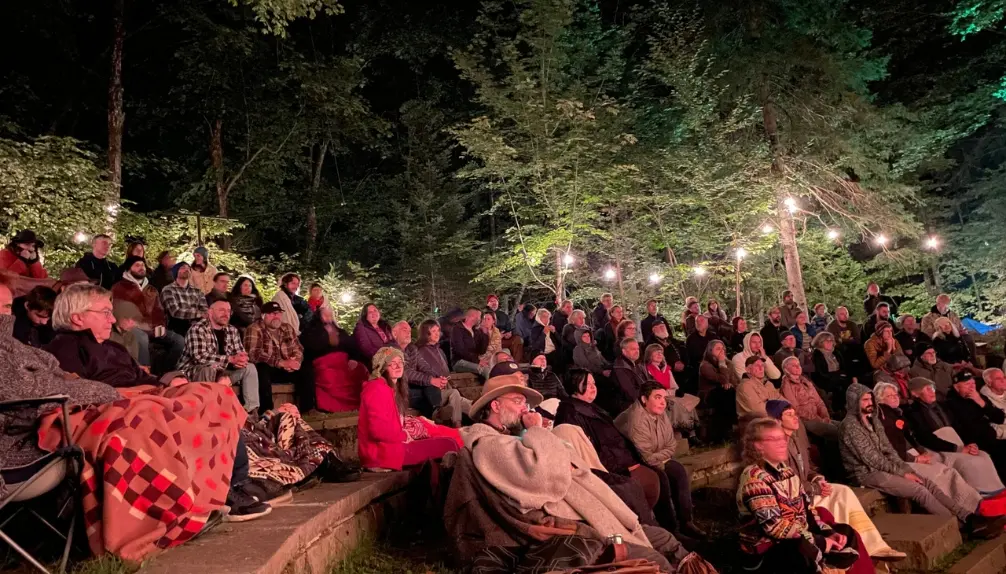 Reliefs Mauriciens |Amphithéâtre au cœur de la forêt en Mauricie