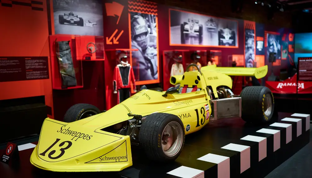 Salut Gilles | Une immersion dans la légende de Gilles Villeneuve