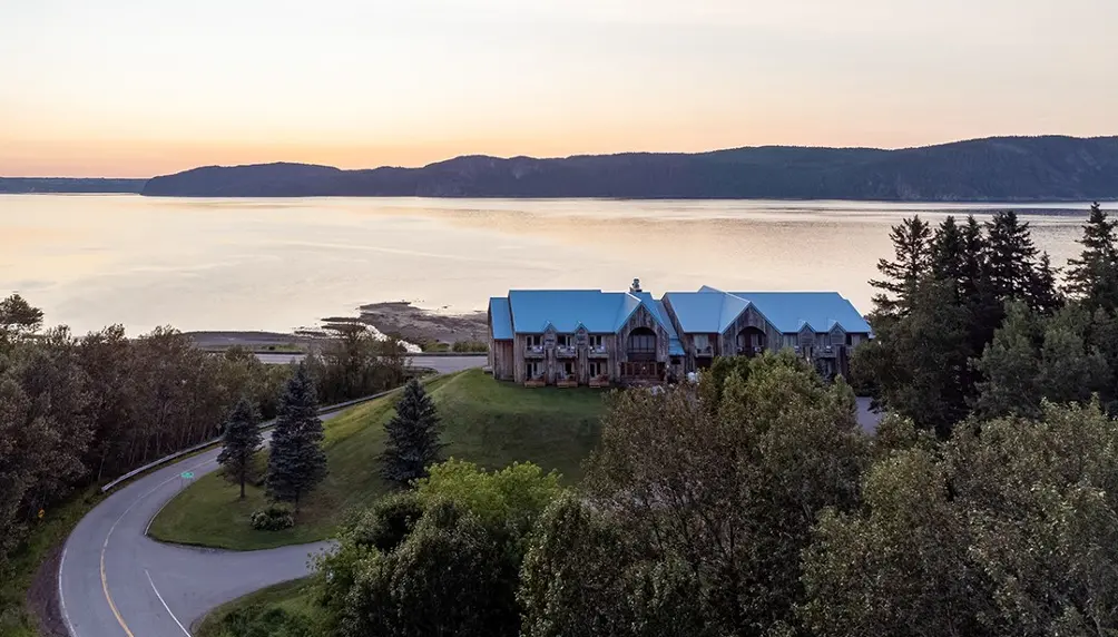 Battures Hotel Fjord Saguenay