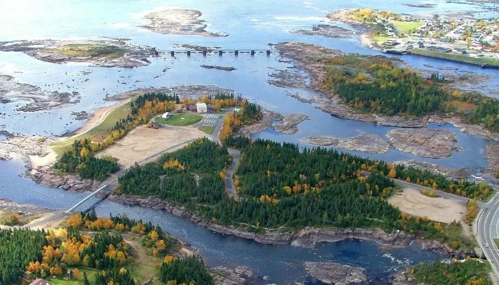 Port-Cartier : une destination entre fleuve, forêt et aventure