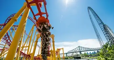 La Ronde Parc Six Flags